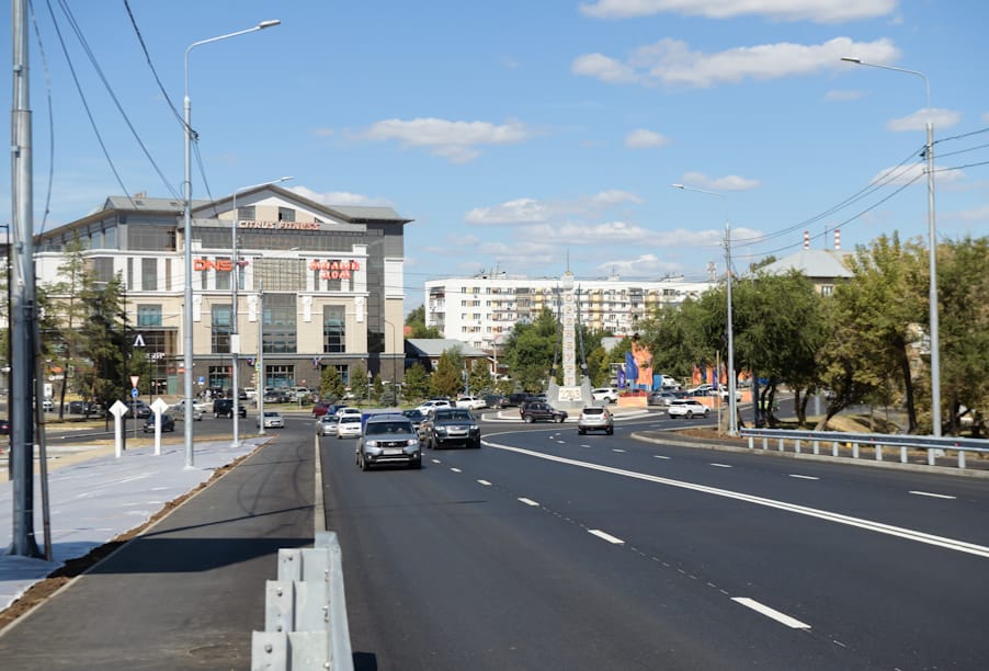 В Оренбурге открыто рабочее движение по мосту через Урал